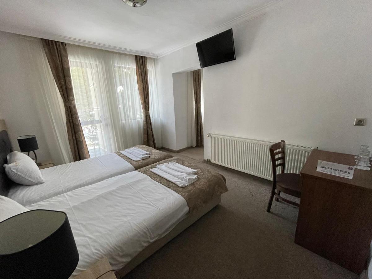 Hotel Merdjan Sarnitsa ภายนอก รูปภาพ